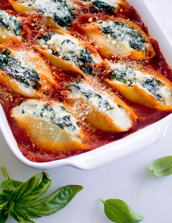 Spinach and Ricotta Stuffed Shells